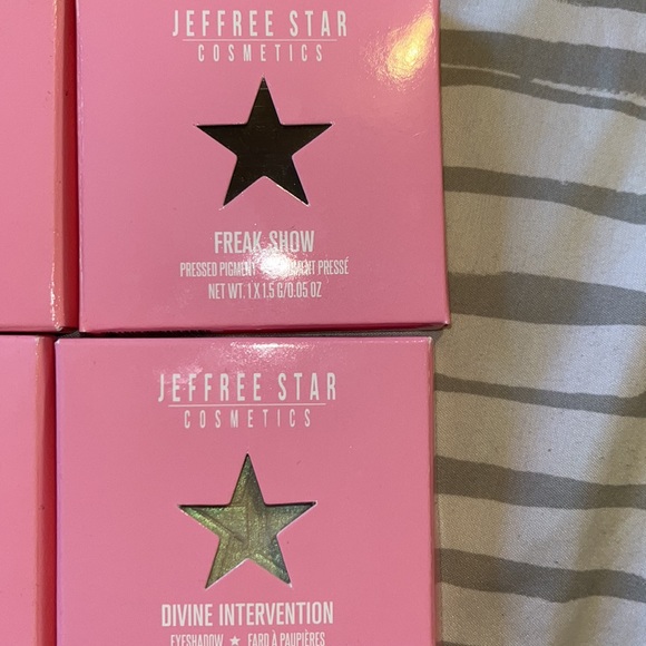 Jeffree Star Artistry Singles - Picture 3 of 4